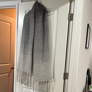Elegant Gray Ombre Scarf